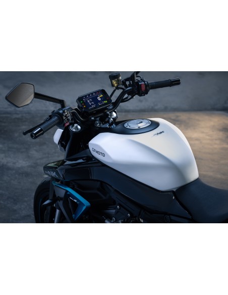 CFMOTO 675NK