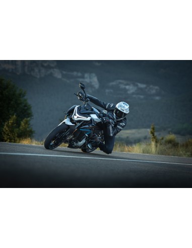 CFMOTO 675NK