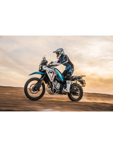 CFMOTO 450MT