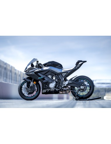 CFMOTO 675SR-R