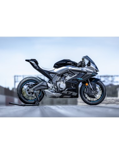 CFMOTO 675SR-R