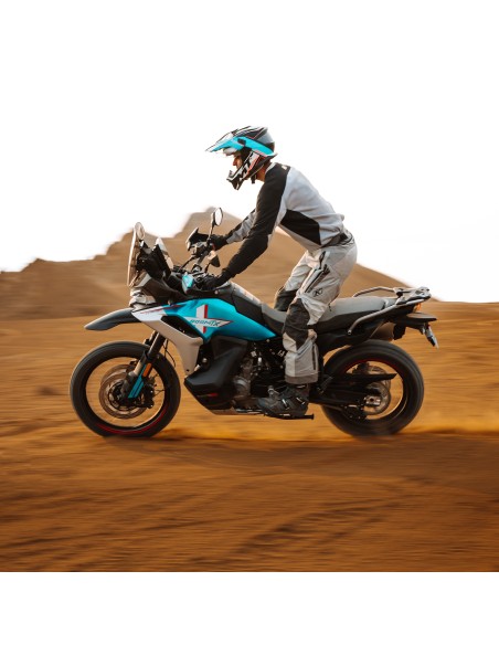 CFMOTO 800MT-X