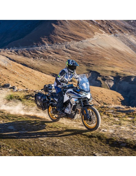 CFMOTO 800MT EXPLORE